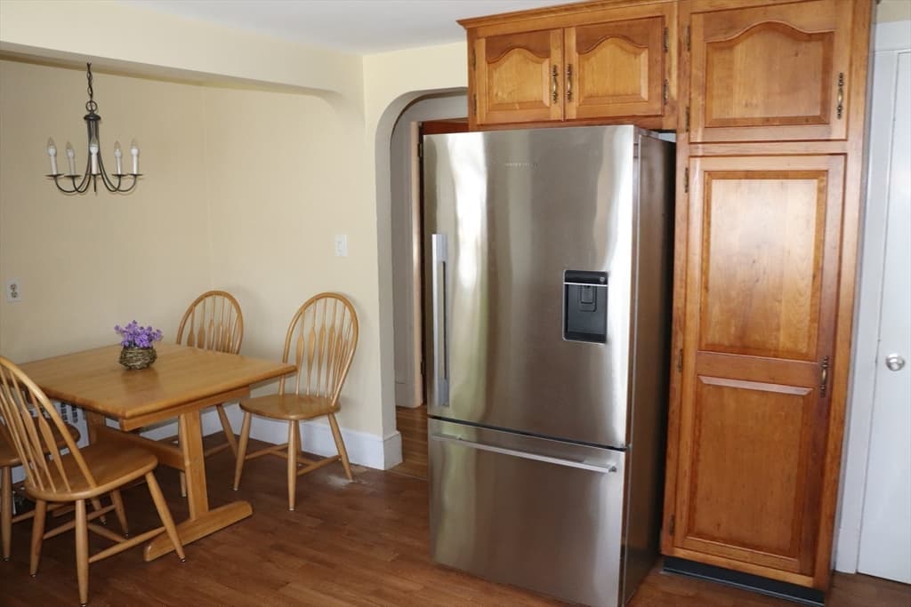 177 Wales St photo 5