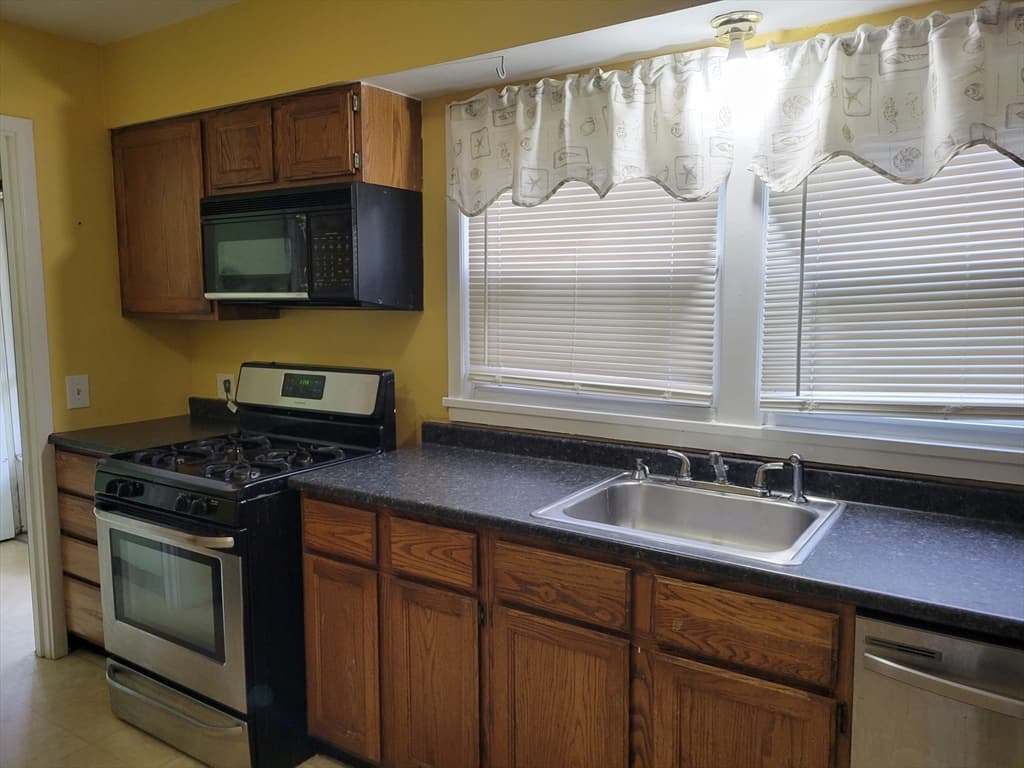 2220 Pendleton Ave #6227 B photo 2