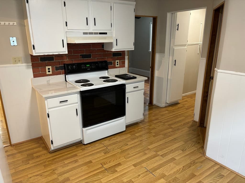 26 Maple Ave #1