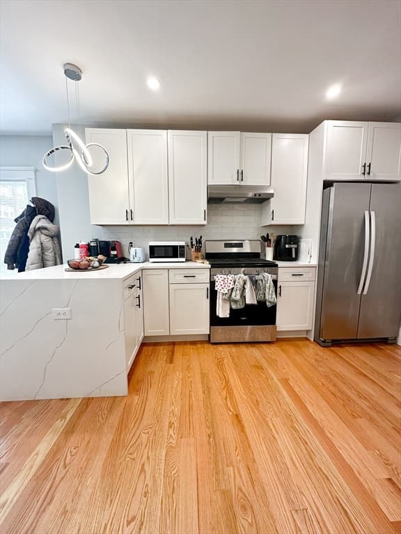 99 Kilsyth Rd #2