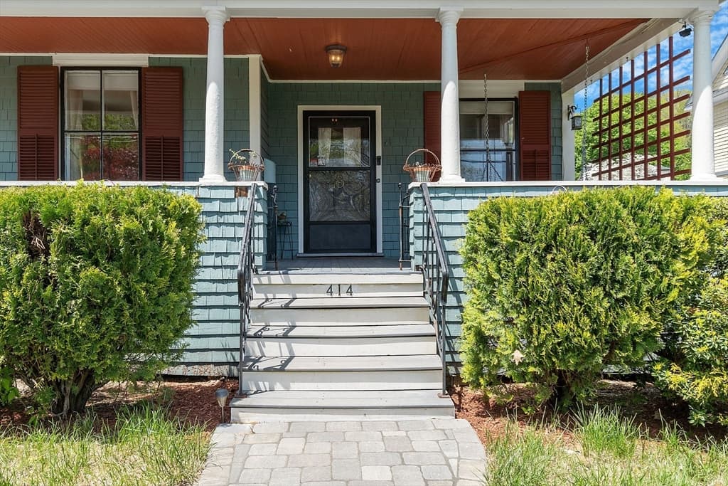 414 Kenoza Avenue photo 5