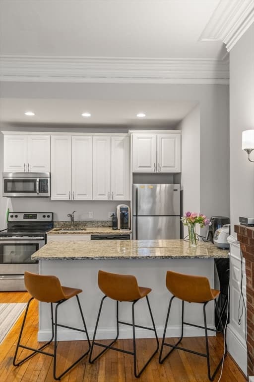 591 Beacon St #2 photo 5