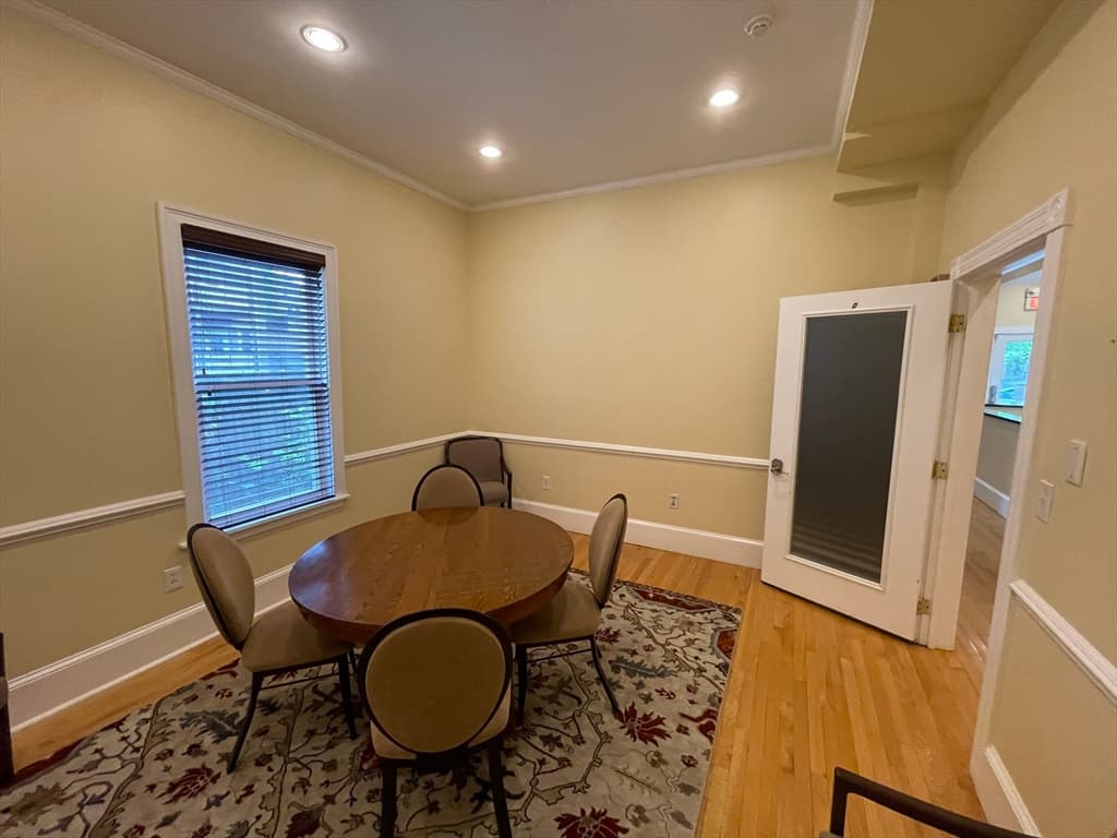 206 Holland St #D photo 2