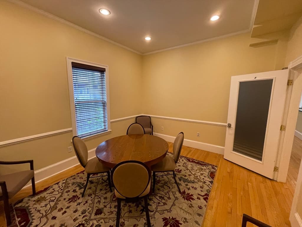 206 Holland St #D photo 3