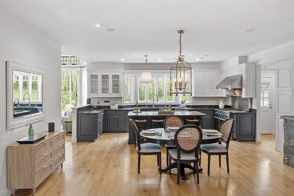 14 Stratford Way photo 5