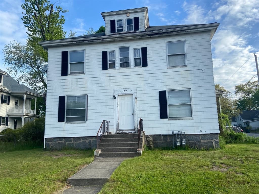 37 Brockton Ave