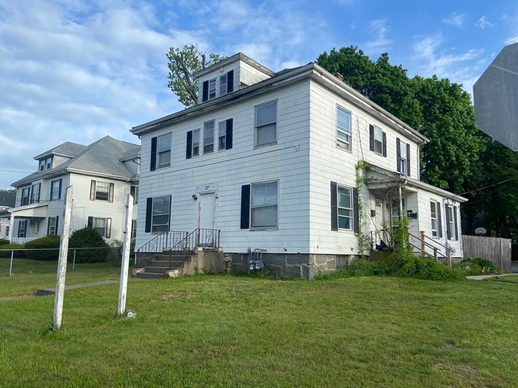 37 Brockton Ave photo 4
