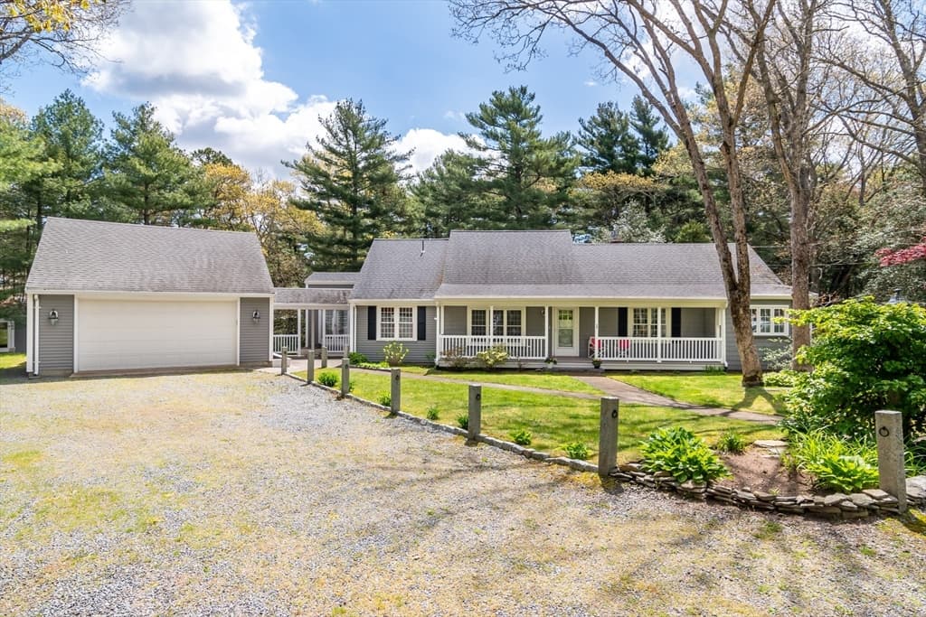 450 Santuit-Newtown Road