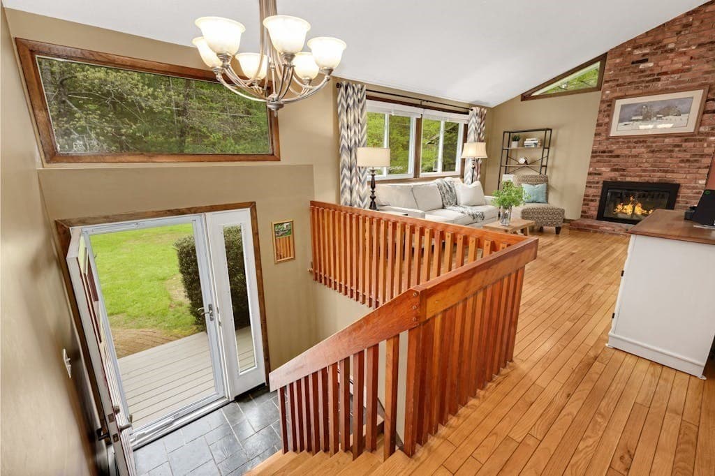 308 Howard Street photo 2