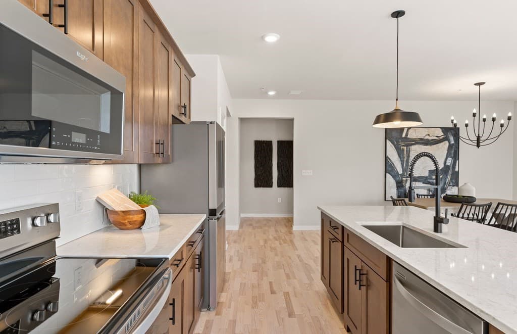 280 Martins Landing #407