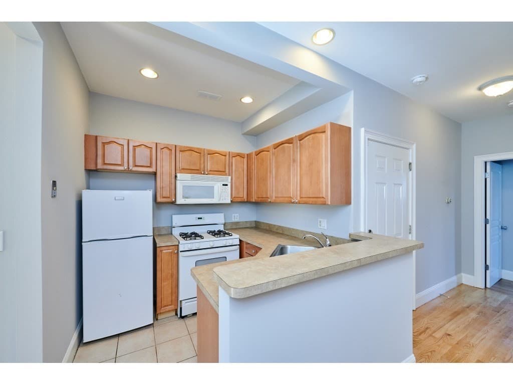 12 Humboldt Place #1 photo 2