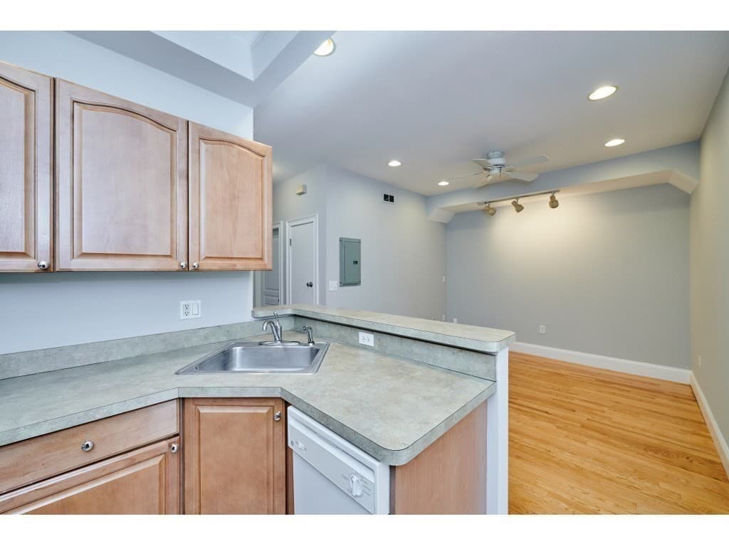 12 Humboldt Place #1 photo 3