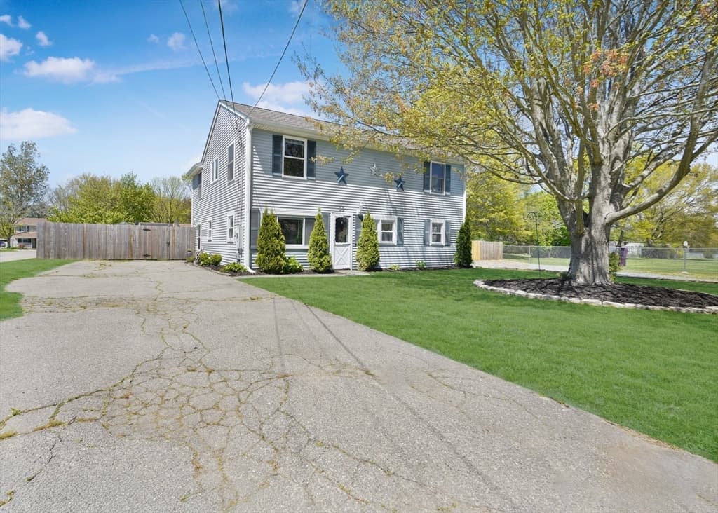 23 Sweeney Ln photo 2
