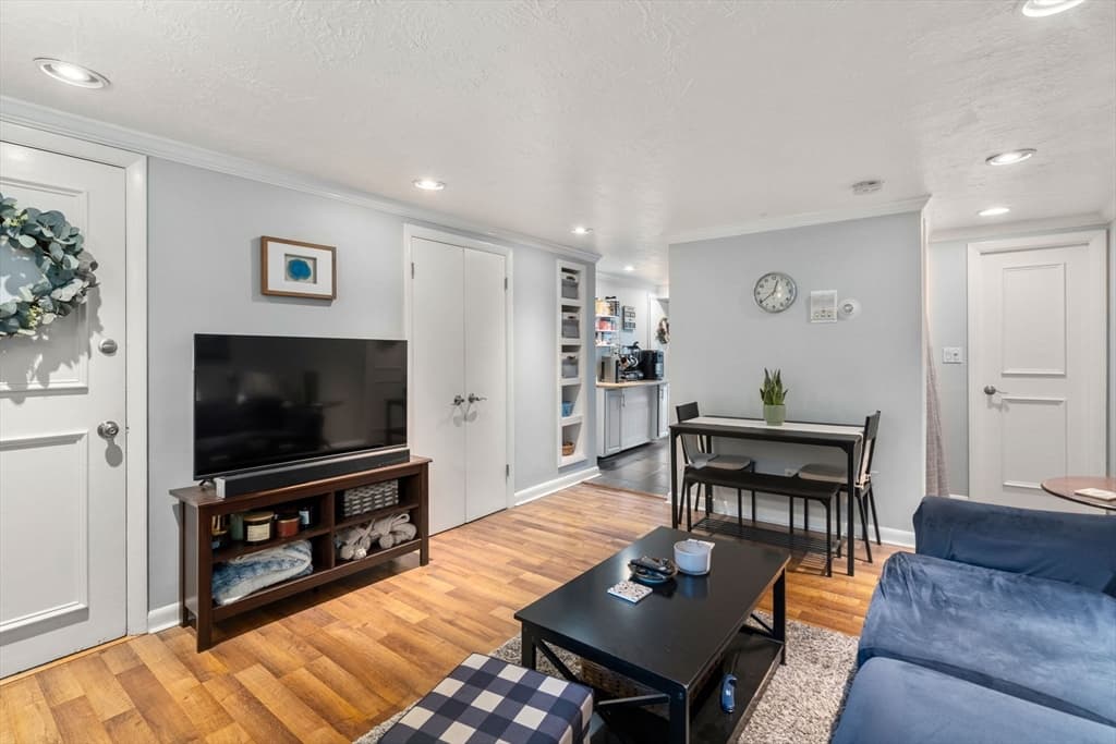 1730 Commonwealth Ave #2 photo 3