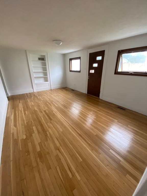 93 Cass Street #B2 photo 2