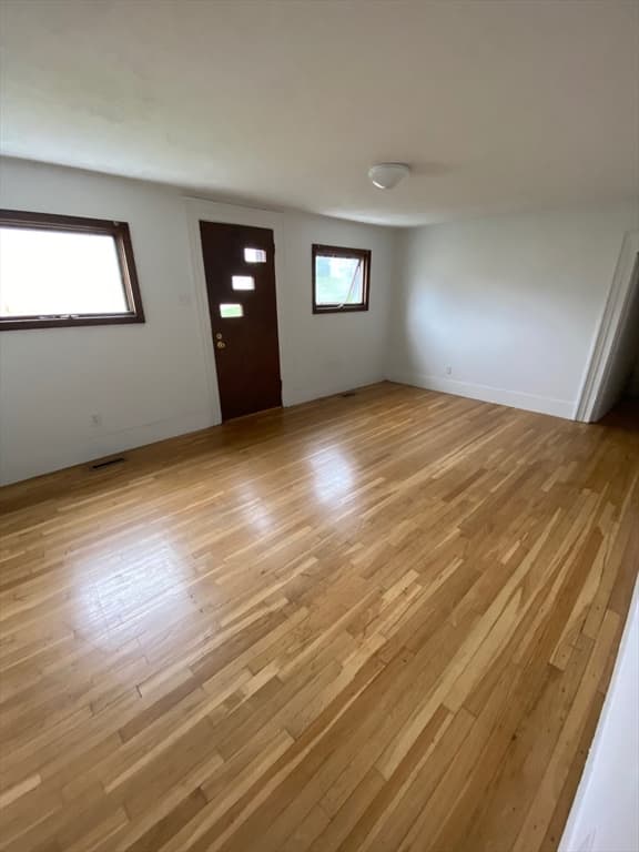 93 Cass Street #B2 photo 3