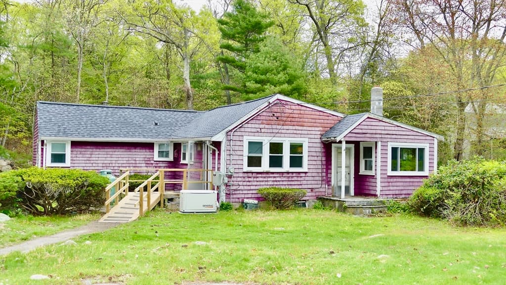 10 Lake Road photo 5