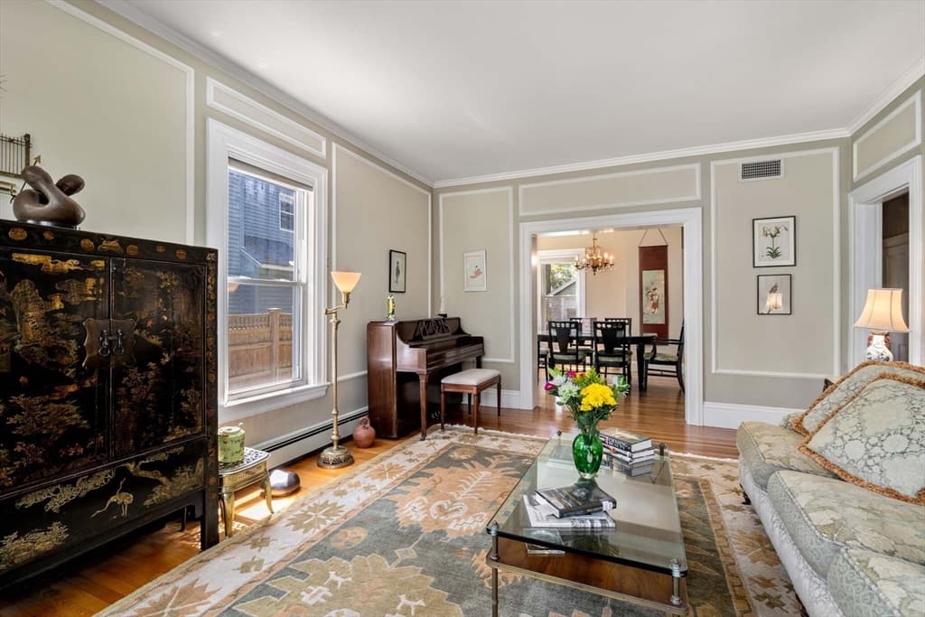 6 Orris St photo 3
