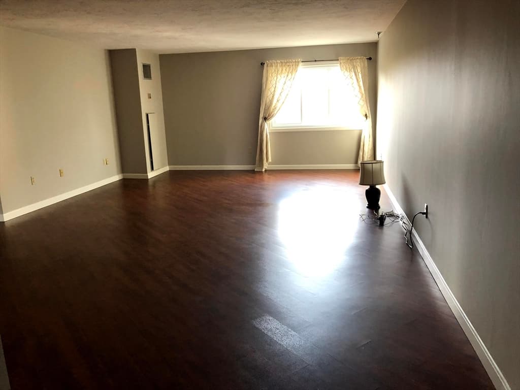 44 Elm St #408 photo 3