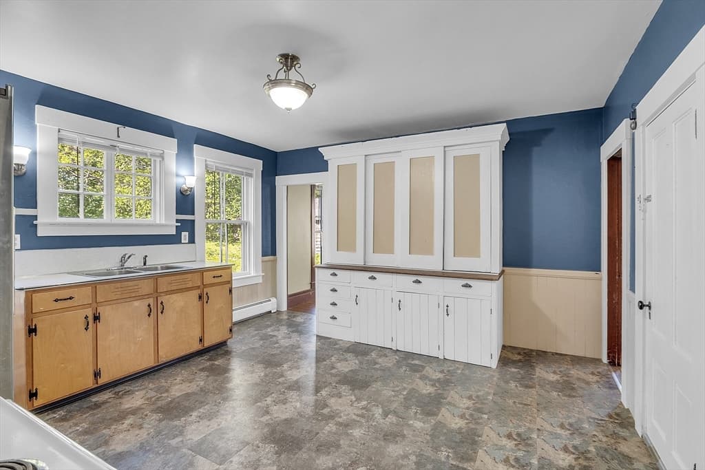 19 Howe St photo 4