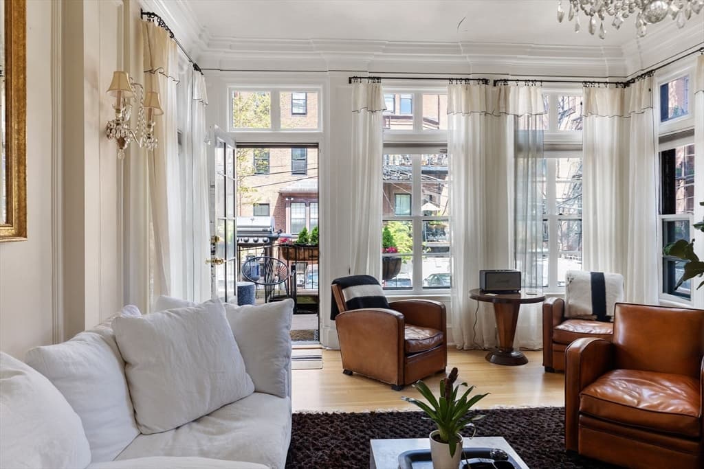 295 Marlborough St #2 photo 3