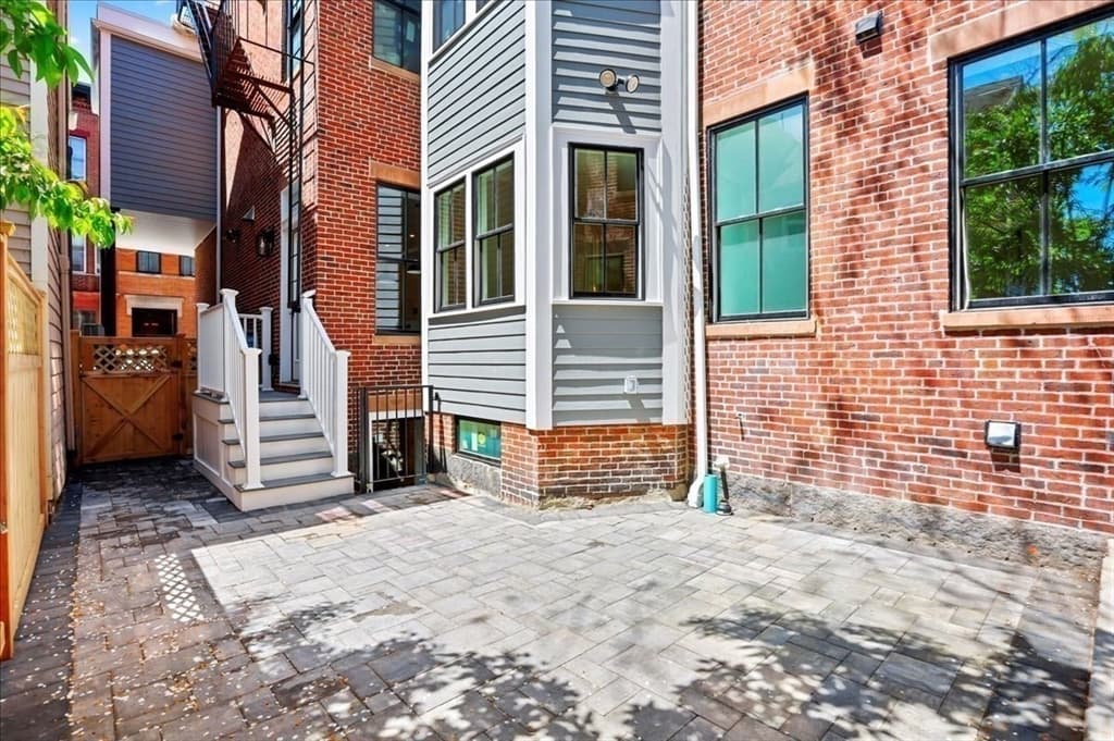 41 Mt. Vernon Street #1 photo 3