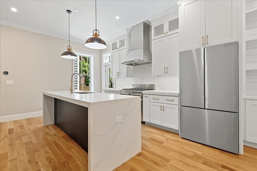 41 Mt. Vernon Street #1