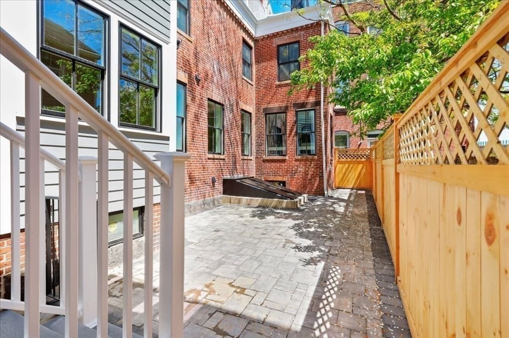 41 Mt. Vernon Street #1 photo 4