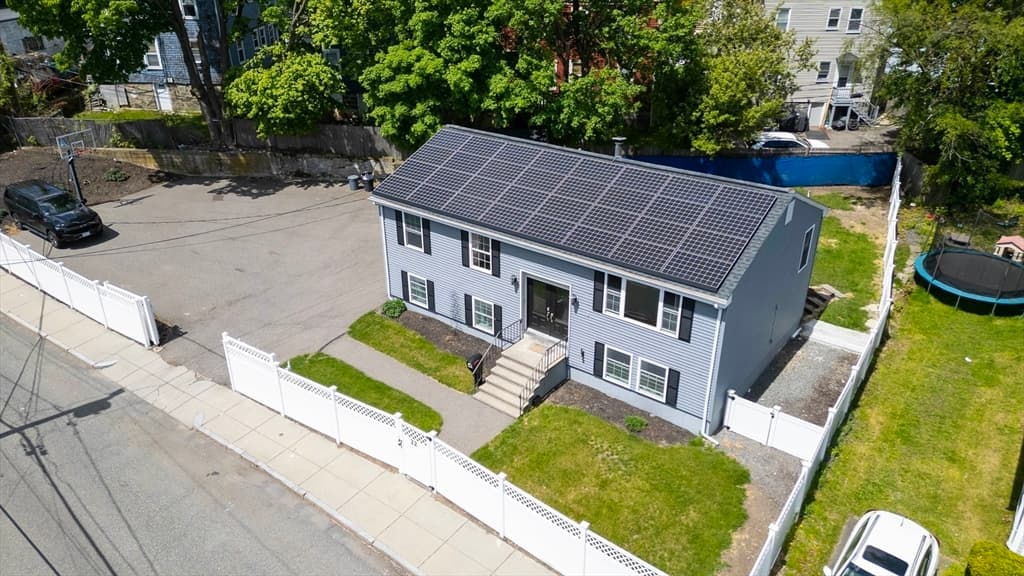22 Florian St