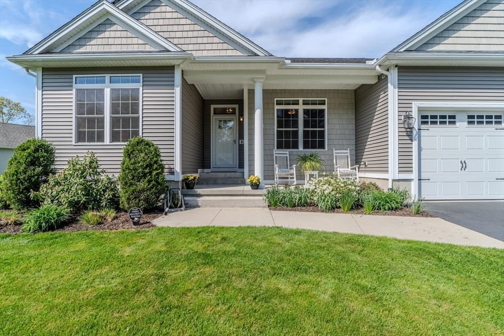 37 Hickory Hl