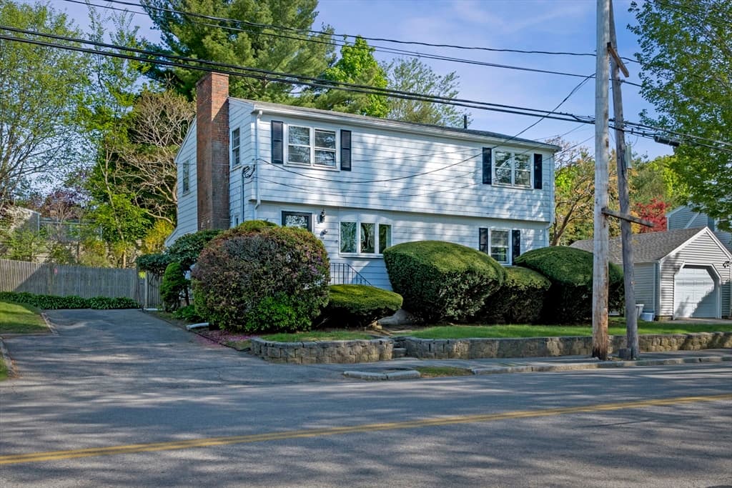 289 West Shore Drive