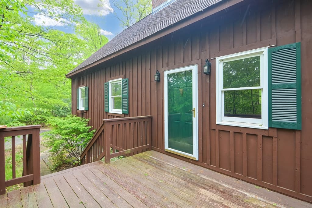317 Fowler Road photo 2