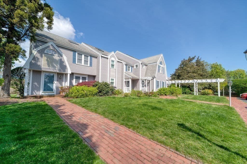 381 Ocean St #1 photo 4