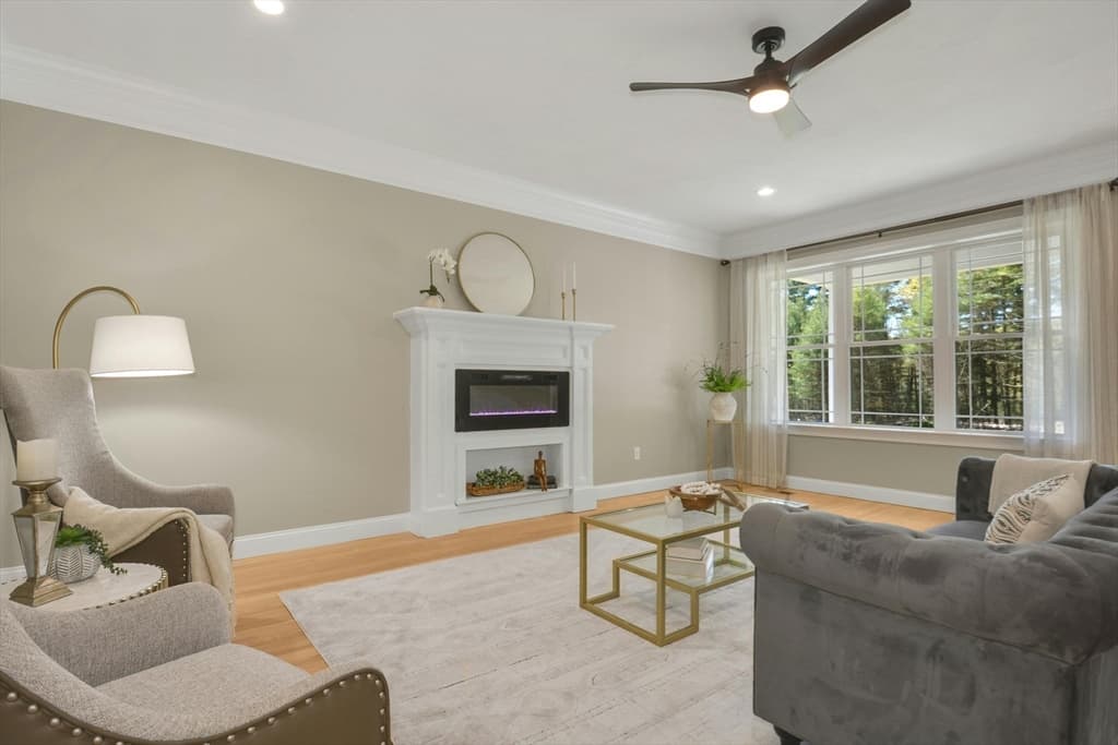 68 Mikes Way photo 5