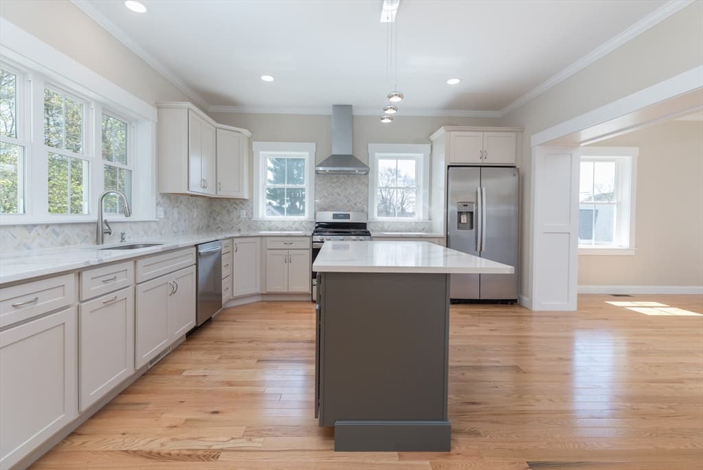 16 Shiraz Lane photo 2