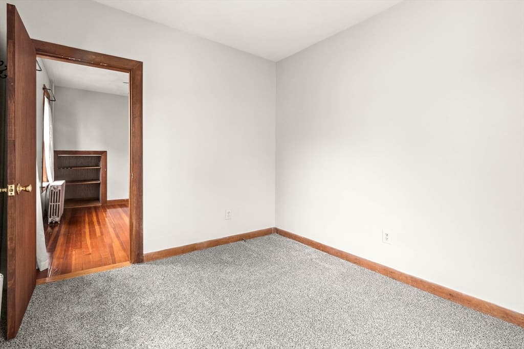48 Archer St photo 5