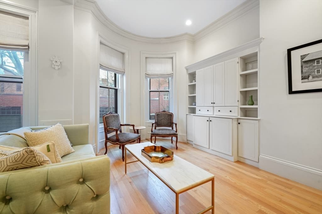 43 Warren Ave #2 photo 3