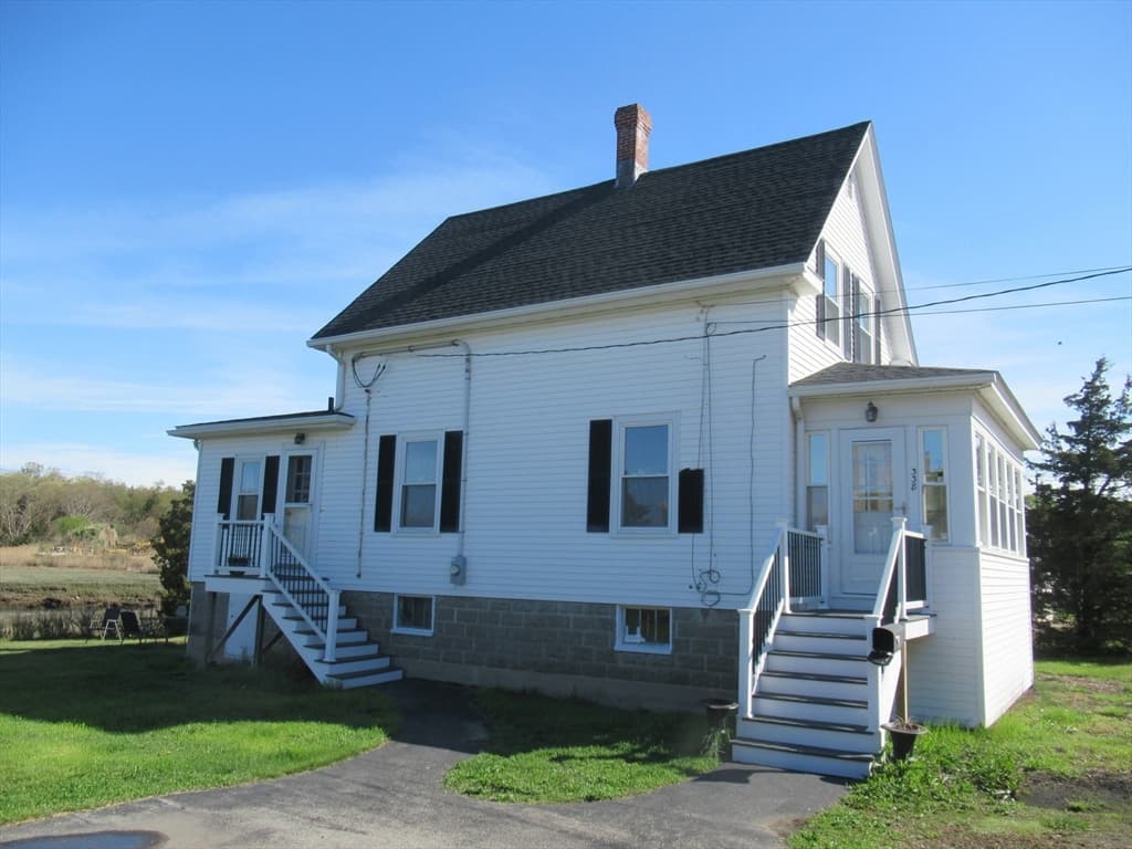 338 Rockland St photo 5
