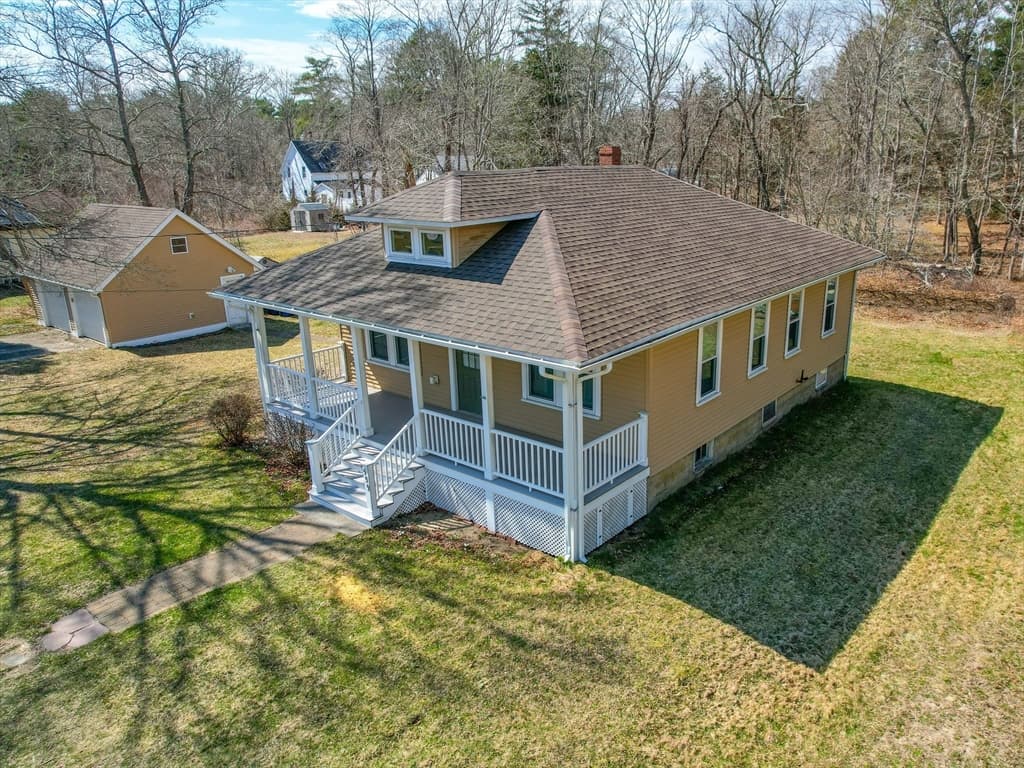 559 County Rd photo 2