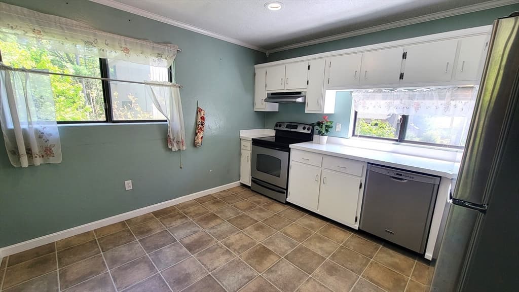 111 Coburn Ave #171 photo 3