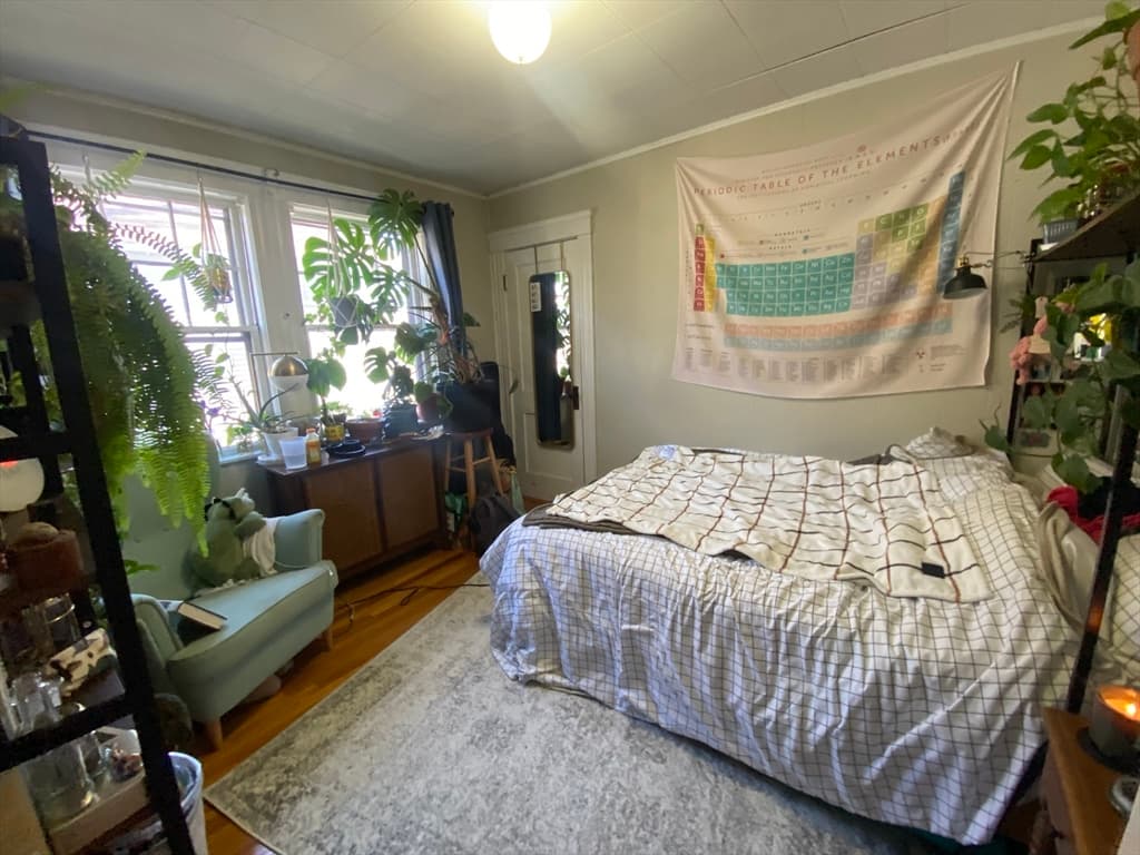 102 Bennett St #2 photo 3