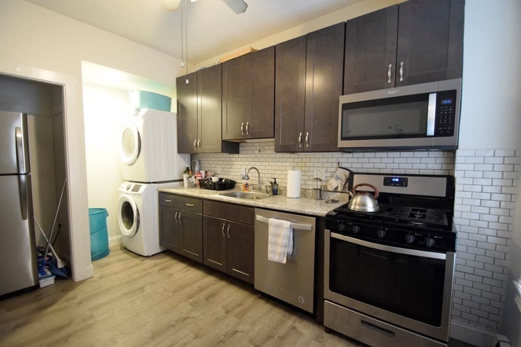 1729 Commonwealth Ave #1 photo 3
