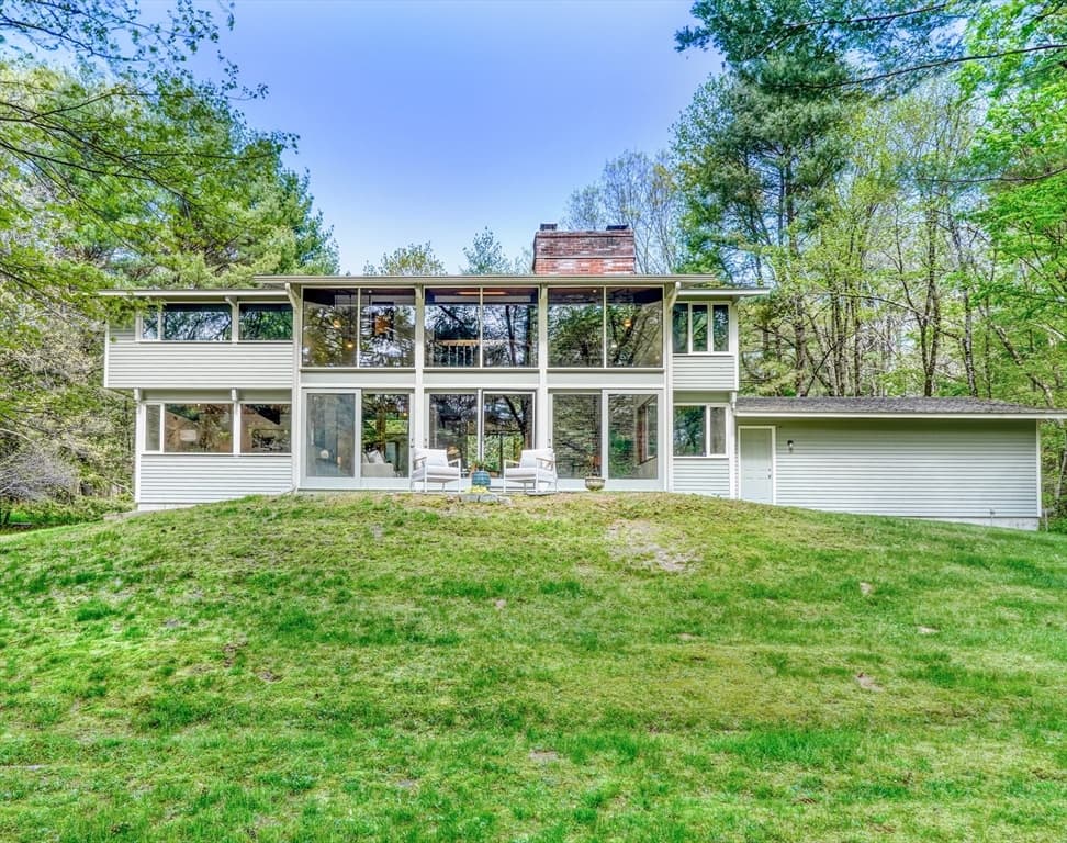 263 Concord Road photo 2