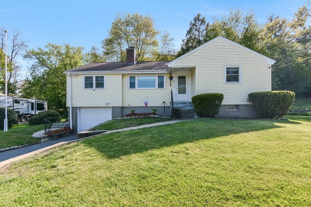 93 Waltham St