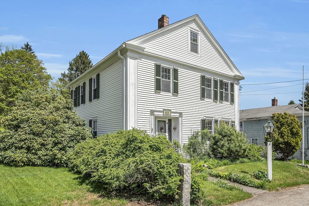 120 Pleasant St