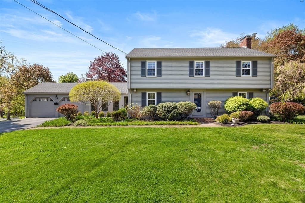 21 Chatham Way photo 3
