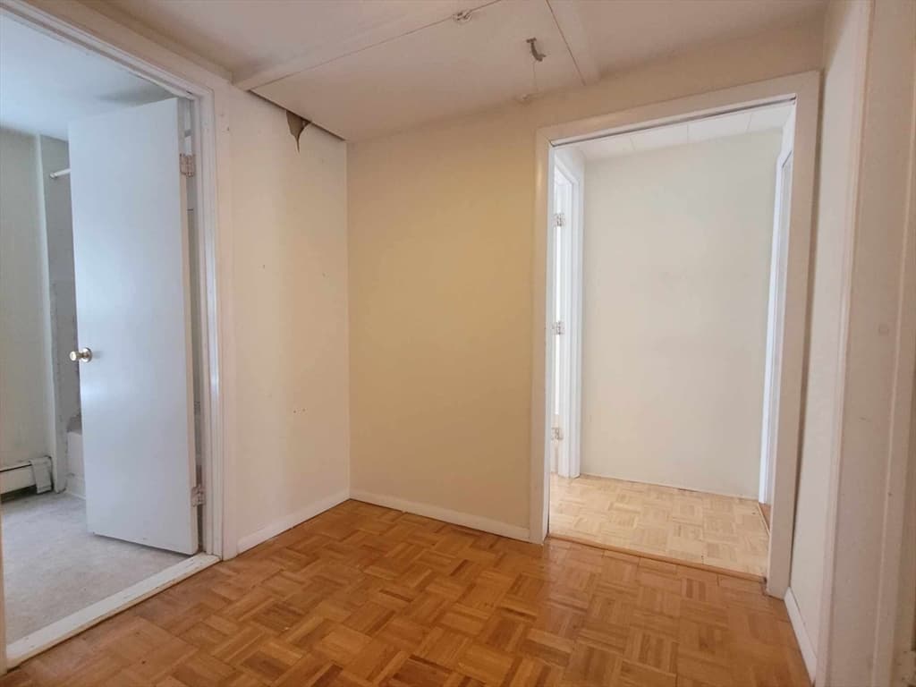 164 Bowen #TOWNHOUSE photo 4