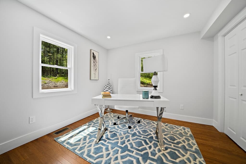 55 Elysium St photo 4