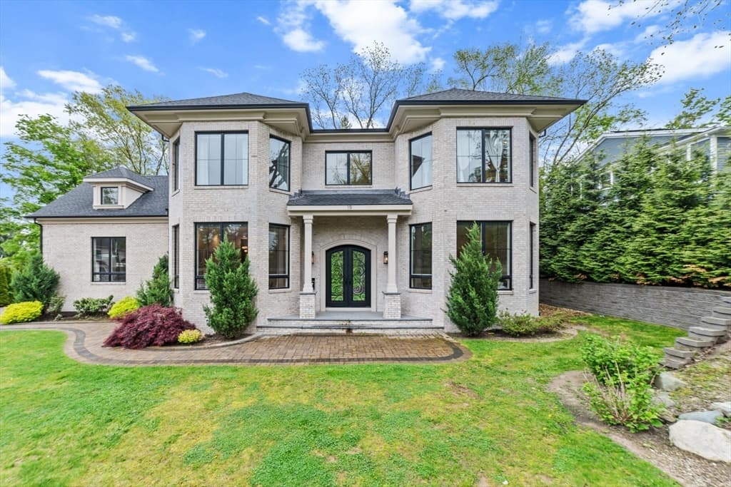 19 Boulder Road