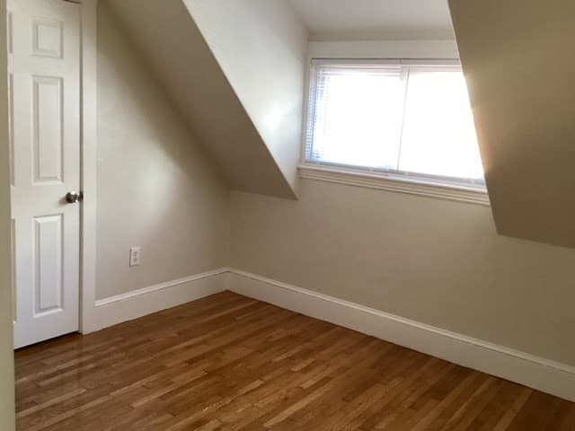 37 Brook St #3 photo 3